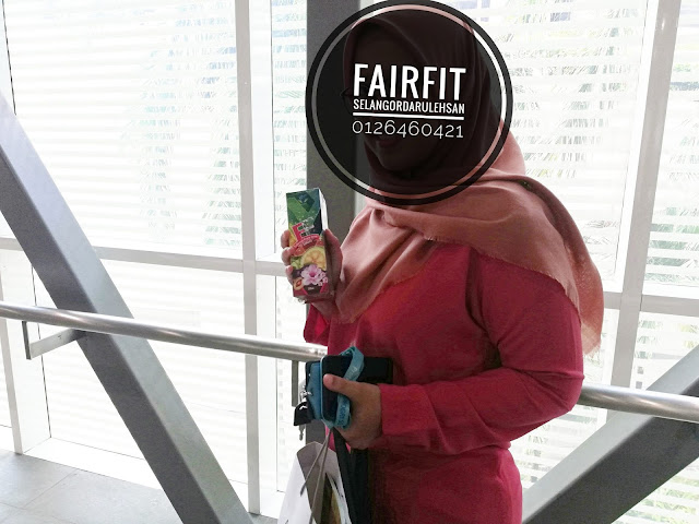 FAIR FIT MENGAWAL BERAT BADAN DAN SELERA MAKAN - Fair Fit ! Apa Fair Fit ini?? Kalau korang nak tahu Fair Fit ini, merupakan produk keluaran Cik Epal dan suaminya Jofliam ! Fair Fit ini ramai yang gelarkannya sebagai JUS KURUS ! Tapi, sebenarnya Fair Fit ini, bukan sahaja untuk kurus. Malah banyak keistimewaannya. Nanti mummy cerita ye ! Mummy baru juga mengambil FAIR FIT untuk MENGAWAL BERAT BADAN dan SELERA MAKAN. Pepaham je lah breastfeeding mom ni macam mana ! Selera makan tu, macam apa ! Setiap masa LAPAR ! Padahal dah breakfast nasi lemak, lunch pun nasi juga. Dinner? Memang nasi jug lah hahaha. So, badan ni, membesar jangan cakaplah ! FAIR FIT MENGAWAL BERAT BADAN DAN SELERA MAKAN Orang kata, usaha tangga kejayaan. Oleh itu...mummy memang tak tunggu dah...terus ambil FAIR FIT untuk MENGAWAL BERAT BADAN DAN SELERA MAKAN mummy sebelum terlambat ! Eh..eh..breastfeeding boleh ambil FAIR FIT ke? Yes, ibu-ibu yang sedang menyusukan anak (anak lebih 6 bulan) boleh ambil Fair Fit dah ! Insyaallah selamat ! KELEBIHAN FAIR FIT SELAIN MENGAWAL BERAT BADAN DAN SELERA MAKAN Ha....Fair Fit ini, bukan sahaja mengawal berat badan dan selera makan tau tapi ada banyak kelebihan Fair Fit ini , seperti :- Kelebihan Fair Fit : Mengawal Selera Makan Kelebihan Fair Fit : Mengawal Berat Badan Kelebihan Fair Fit : Membakar lemak Kelebihan Fair Fit : Menambah Tenaga Bab menambah tenaga ni, mummy rasa penting untuk persiapan bulan puasa Ramadan. Tak adalah badan lesu yakmat kan ! Kelebihan Fair Fit : Merawat Kulit Kelebihan Fair Fit : Mencerahkan kulit KEUNIKAN FAIR FIT Keunikan Fair Fit *Satu-satunya produk istimewa yang menggabungkan teknologi formula untuk putih dan kurus *Sesuai untuk lelaki dan perempuan *Tidak perlu bancuh, boleh terus minum. Rasanya macam mana? Masam masam manis ! Sedap ! *Rasa buah dan mengekalkan tenaga sepanjang hari * Gerenti tiada kesan kembali gemuk selepas berhenti * Tiada cirit birit, sembelit atau kesan yang tidak menyenangkan BELI FAIR FIT DENGAN AGEN @fairfitselangordarulehsan Beli Fair Fit dengan agen @selangordarulehsan jommm.. trusted seller Fair Fit. COD (kawasan terpilih), serta pengeposan segera (same day) atau courier. FREE delivery ! FREE gifts pun ada tau ! TESTIMONI CIK EPAL KURUS DENGAN FAIR FIT Testimoni kurus dengan Fair Fit ini, founder Cik Epal dah test sebelum Fair Fit ini di jual dan di keluarkan. Nampak tak perubahan Cik Epal tu ha? CIk Epal ,akin berseri, cantik dan kurus kan? Tunggu 3 bulan, mummy tepek gambar mummy pulak ye ! BAHAN-BAHAN YANG ADA DALAM FAIR FIT ! Apa bahan yang ada dalam Fair Fit? FairFit merupakan produk kurus yang diperbuat daripada bahan semula jadi seperti Garcinia Cambogia, Prune, Sakura, African Bush Mango, Guarana dan Ginkgo Biloba. Antara khasiat bahan-bahan tersebut :- . FAIR FIT SELAMAT ! ADA HALAL DAN PENGELASAN MINUMAN DARI KKM Dalam mencari produk kurus yang sesuai, kita bukan melihat kepada keberkesanannya sahaja tetapi kita juga harus melihat sejauh mana sesuatu produk itu SELAMAT DIGUNAKAN FairFit telah disahkan selamat oleh pengkelasan makanan dan minuman KEMENTERIAN KESIHATAN MALAYSIA (KKM) (No.Rujukan : 150617/06/022) FairFit juga telah mendapat pengesahan HALAL daripada JAKIM. Jangan tunggu lama sangat jom dapatkan Fair Fit dari kami : Whatsapp : http://www.wasap.my/60126460421/nakfairfit Instagram : https://www.instagram.com/fairfitselangordarulehsan/?hl=en FAIR FIT MENGAWAL BERAT BADAN DAN SELERA MAKAN - Fair Fit ! Apa Fair Fit ini?? Kalau korang nak tahu Fair Fit ini, merupakan produk keluaran Cik Epal dan suaminya Jofliam ! Fair Fit ini ramai yang gelarkannya sebagai JUS KURUS ! Tapi, sebenarnya Fair Fit ini, bukan sahaja untuk kurus. Malah banyak keistimewaannya. Nanti mummy cerita ye ! Mummy baru juga mengambil FAIR FIT untuk MENGAWAL BERAT BADAN dan SELERA MAKAN. Pepaham je lah breastfeeding mom ni macam mana ! Selera makan tu, macam apa ! Setiap masa LAPAR ! Padahal dah breakfast nasi lemak, lunch pun nasi juga. Dinner? Memang nasi jug lah hahaha. So, badan ni, membesar jangan cakaplah ! FAIR FIT MENGAWAL BERAT BADAN DAN SELERA MAKAN Orang kata, usaha tangga kejayaan. Oleh itu...mummy memang tak tunggu dah...terus ambil FAIR FIT untuk MENGAWAL BERAT BADAN DAN SELERA MAKAN mummy sebelum terlambat ! Eh..eh..breastfeeding boleh ambil FAIR FIT ke? Yes, ibu-ibu yang sedang menyusukan anak (anak lebih 6 bulan) boleh ambil Fair Fit dah ! Insyaallah selamat ! KELEBIHAN FAIR FIT SELAIN MENGAWAL BERAT BADAN DAN SELERA MAKAN Ha....Fair Fit ini, bukan sahaja mengawal berat badan dan selera makan tau tapi ada banyak kelebihan Fair Fit ini , seperti :- Kelebihan Fair Fit : Mengawal Selera Makan Kelebihan Fair Fit : Mengawal Berat Badan Kelebihan Fair Fit : Membakar lemak Kelebihan Fair Fit : Menambah Tenaga Bab menambah tenaga ni, mummy rasa penting untuk persiapan bulan puasa Ramadan. Tak adalah badan lesu yakmat kan ! Kelebihan Fair Fit : Merawat Kulit Kelebihan Fair Fit : Mencerahkan kulit KEUNIKAN FAIR FIT Keunikan Fair Fit *Satu-satunya produk istimewa yang menggabungkan teknologi formula untuk putih dan kurus *Sesuai untuk lelaki dan perempuan *Tidak perlu bancuh, boleh terus minum. Rasanya macam mana? Masam masam manis ! Sedap ! *Rasa buah dan mengekalkan tenaga sepanjang hari * Gerenti tiada kesan kembali gemuk selepas berhenti * Tiada cirit birit, sembelit atau kesan yang tidak menyenangkan BELI FAIR FIT DENGAN AGEN @fairfitselangordarulehsan Beli Fair Fit dengan agen @selangordarulehsan jommm.. trusted seller Fair Fit. COD (kawasan terpilih), serta pengeposan segera (same day) atau courier. FREE delivery ! FREE gifts pun ada tau ! TESTIMONI CIK EPAL KURUS DENGAN FAIR FIT Testimoni kurus dengan Fair Fit ini, founder Cik Epal dah test sebelum Fair Fit ini di jual dan di keluarkan. Nampak tak perubahan Cik Epal tu ha? CIk Epal ,akin berseri, cantik dan kurus kan? Tunggu 3 bulan, mummy tepek gambar mummy pulak ye ! BAHAN-BAHAN YANG ADA DALAM FAIR FIT ! Apa bahan yang ada dalam Fair Fit? FairFit merupakan produk kurus yang diperbuat daripada bahan semula jadi seperti Garcinia Cambogia, Prune, Sakura, African Bush Mango, Guarana dan Ginkgo Biloba. Antara khasiat bahan-bahan tersebut :- . FAIR FIT SELAMAT ! ADA HALAL DAN PENGELASAN MINUMAN DARI KKM Dalam mencari produk kurus yang sesuai, kita bukan melihat kepada keberkesanannya sahaja tetapi kita juga harus melihat sejauh mana sesuatu produk itu SELAMAT DIGUNAKAN FairFit telah disahkan selamat oleh pengkelasan makanan dan minuman KEMENTERIAN KESIHATAN MALAYSIA (KKM) (No.Rujukan : 150617/06/022) FairFit juga telah mendapat pengesahan HALAL daripada JAKIM. Jangan tunggu lama sangat jom dapatkan Fair Fit dari kami : Whatsapp : http://www.wasap.my/60126460421/nakfairfit Instagram : https://www.instagram.com/fairfitselangordarulehsan/?hl=en